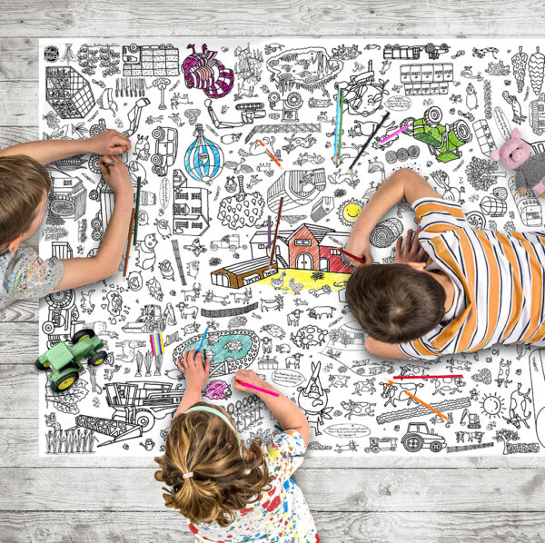 Colour-in giant poster/tablecloth - Farm